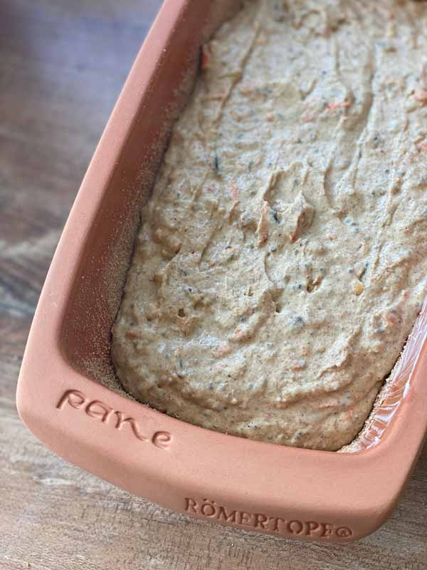 Teigkonsistenz Teigkonsistenz Glutenfreies Buchweizen Brot im Römertopf Rezept