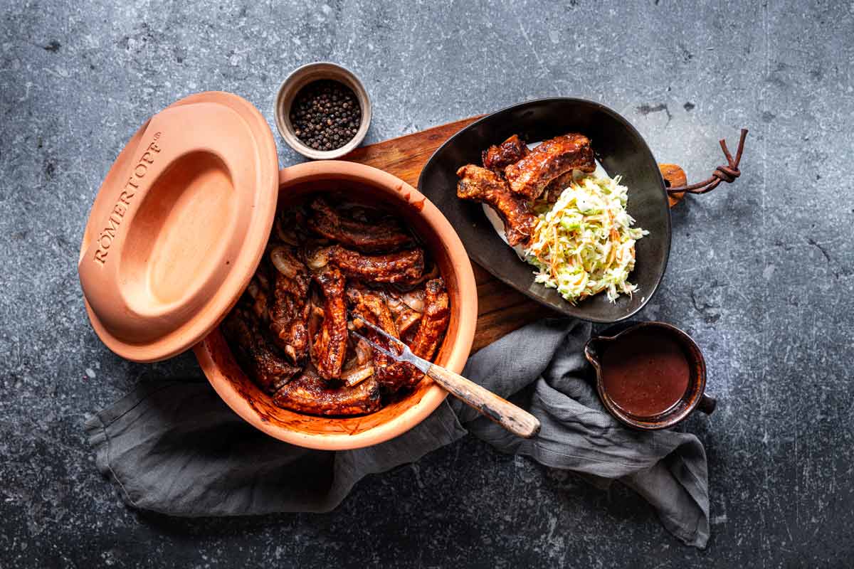 BBQ-Cassis Rippchen mit Coleslaw