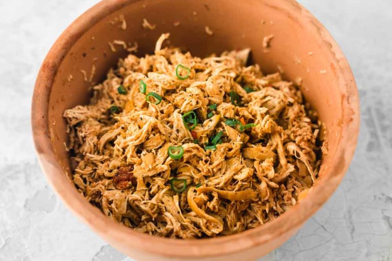 Pulled Chicken Burger aus dem Römertopf Rezept