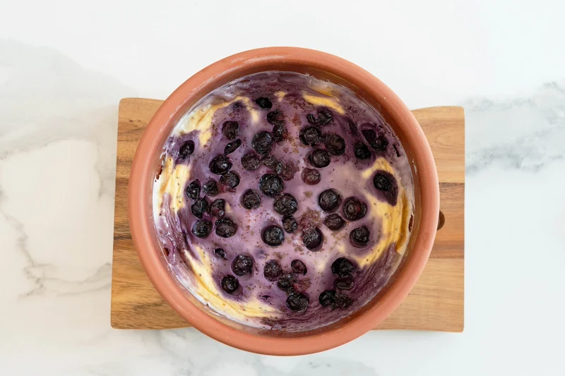 Cremiger Quark-Blaubeer-Auflauf aus der Mikrowelle – Einfach & schnell zubereitet