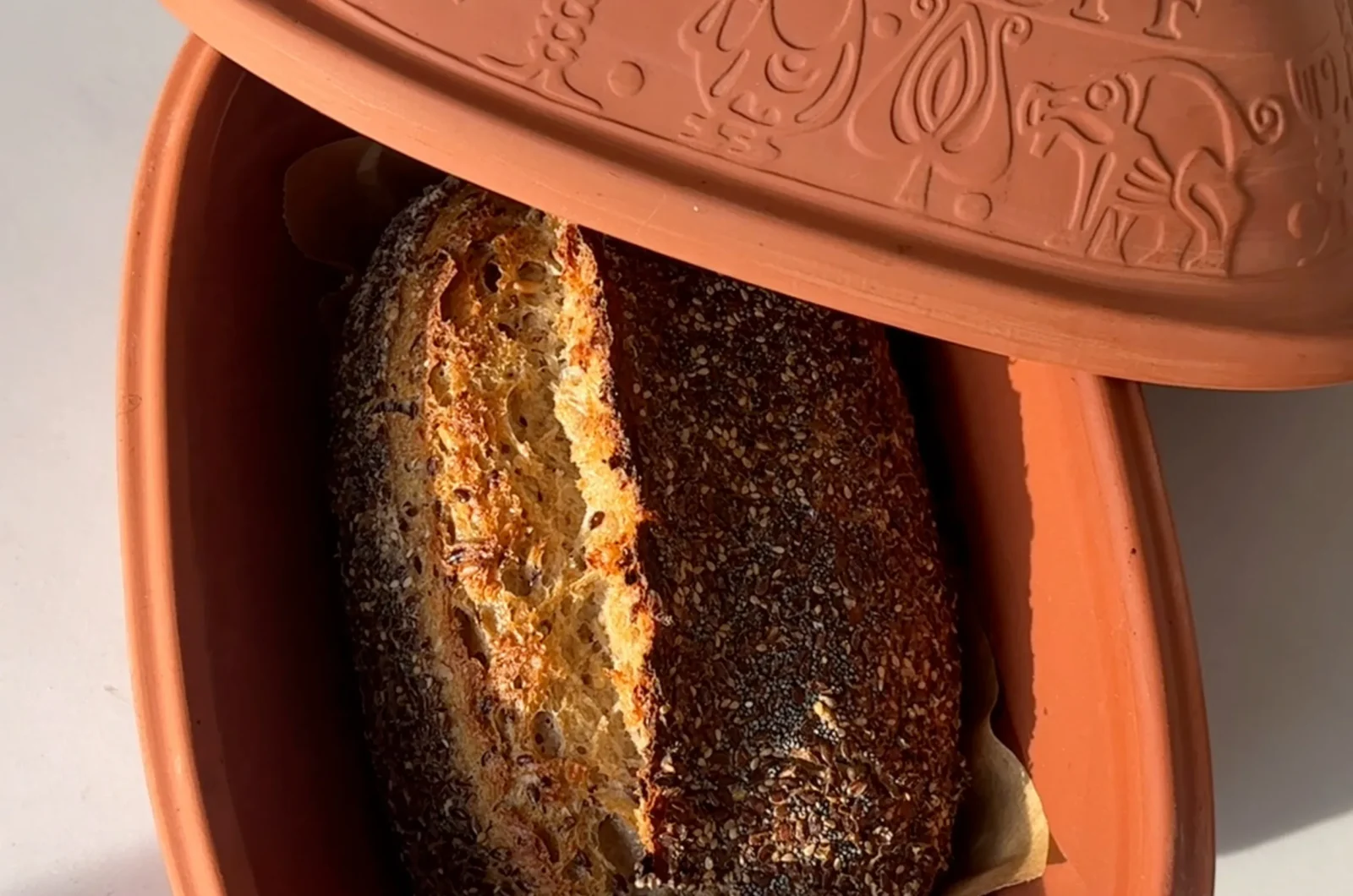 Sauerteig-Weltmeisterbrot aus dem Römertopf