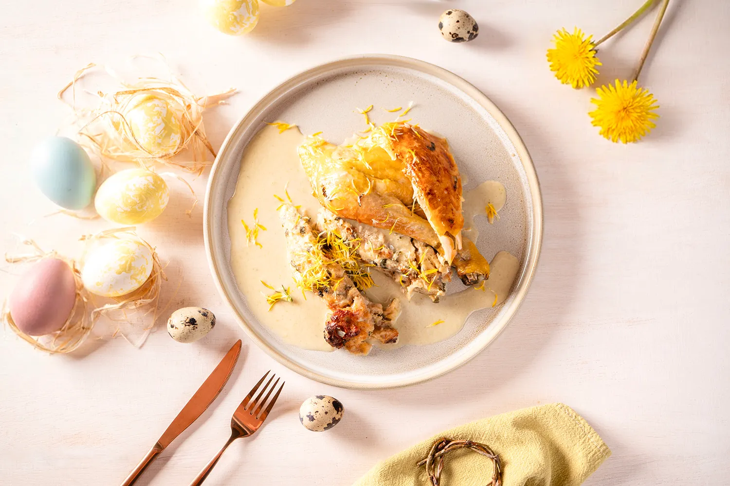 Gefülltes Osterhuhn mit Bärlauch-Brotfüllung & Bier-Zitronen-Sauce