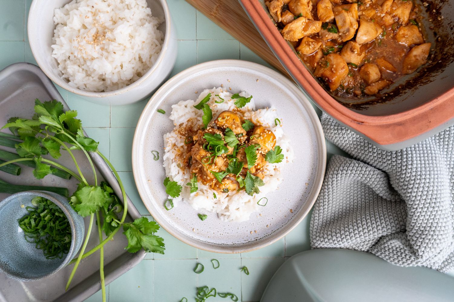 Asiatisches Sesam-Hähnchen mit Jasminreis