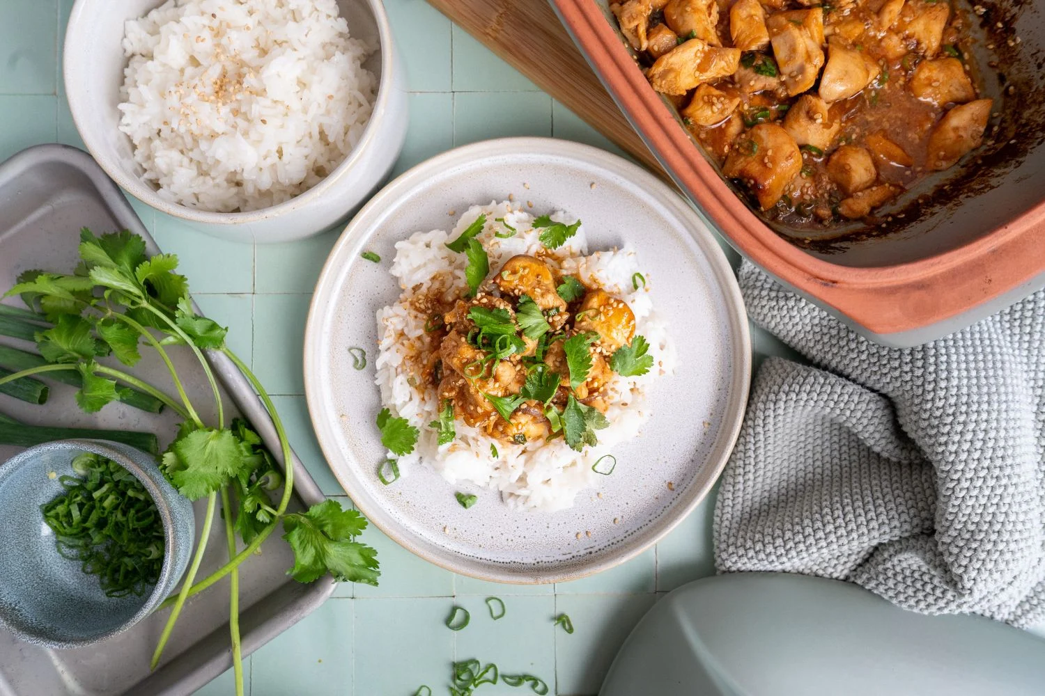 Asiatisches Sesam-Hähnchen mit Jasminreis